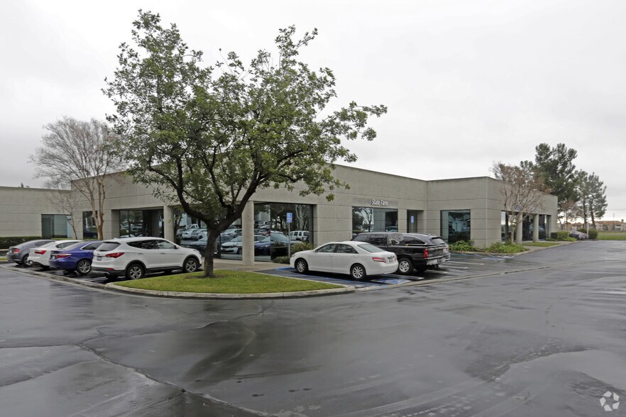 More Photos Of 10600 N Trademark Pky, Rancho Cucamonga Office For Lease