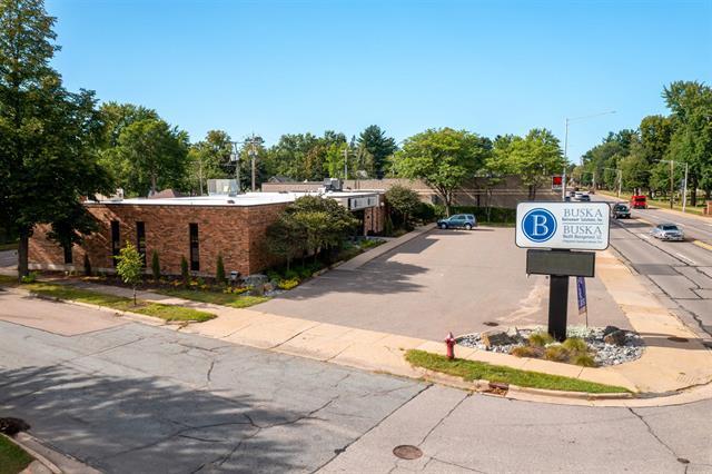 More Photos Of 1818 Grand Ave, Wausau Office For Sale