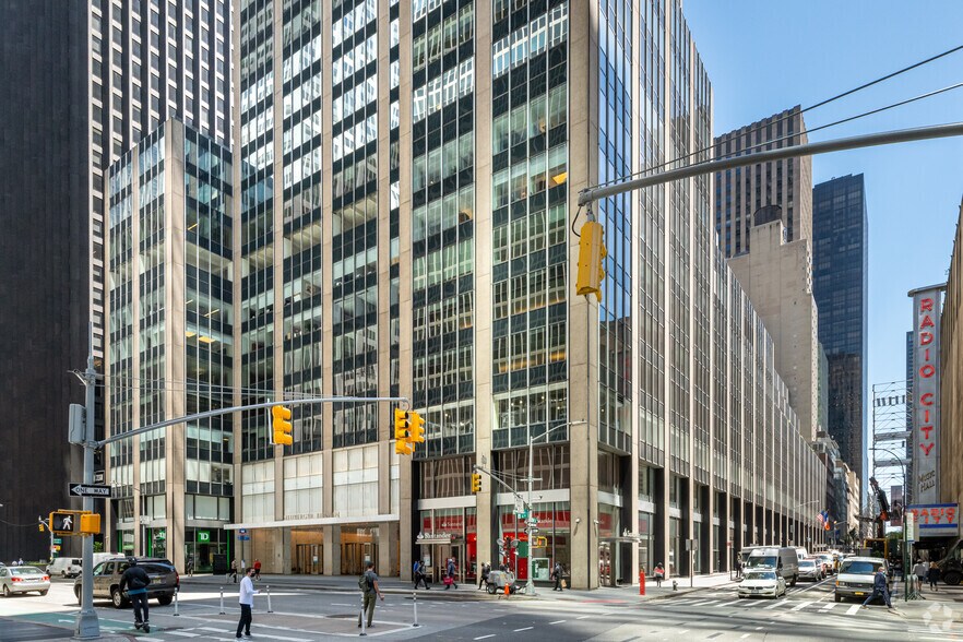 More Photos Of 1290 Avenue of the Americas, New York Office For Lease