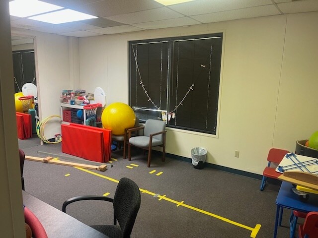 More Photos Of 2 Inwood Cir, Little Rock Office Residential For Lease