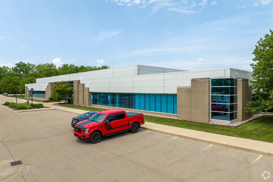 More Photos Of 5850 Mercury Dr, Dearborn Research And Development For Lease