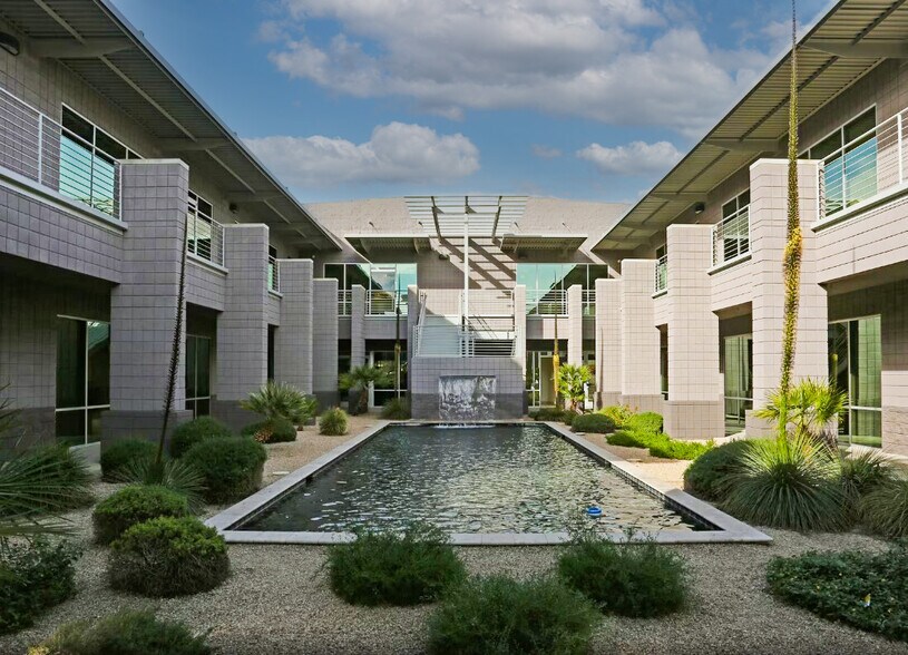 More Photos Of 1095 W Rio Salado Pky, Tempe Loft Creative Space For Lease