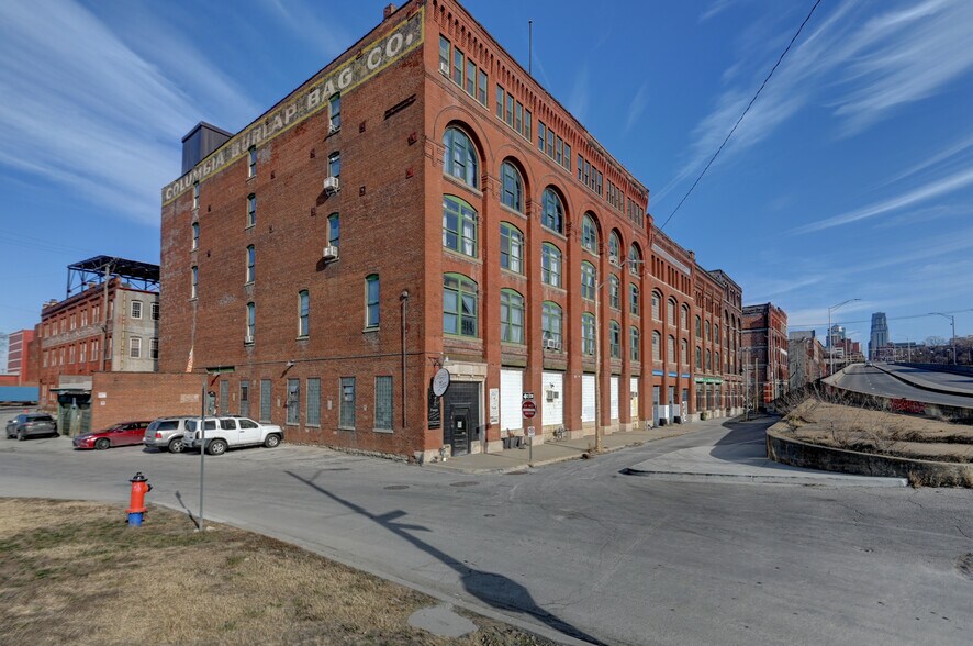More Photos Of , Kansas City Unknown For Sale