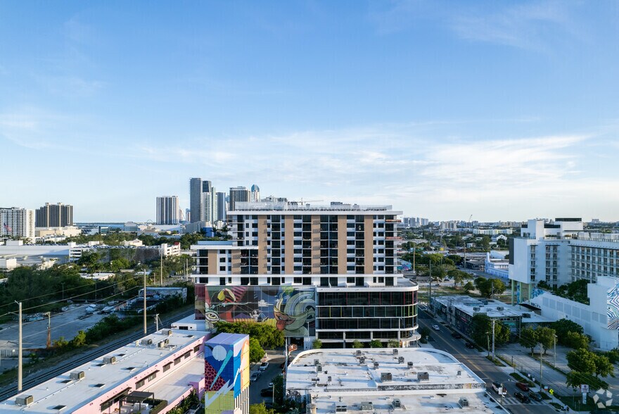 More Photos Of 2221 N Miami Ave, Miami Office For Lease