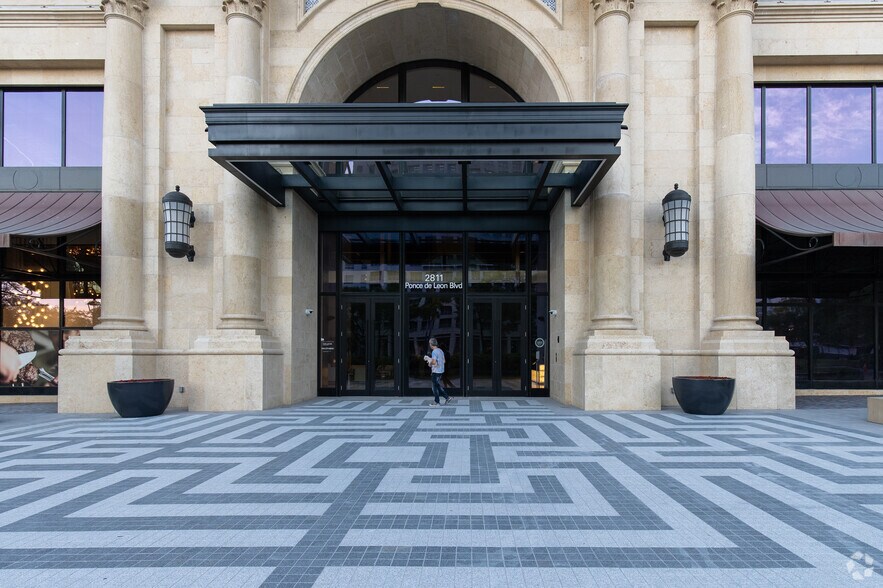 More Photos Of 2811 Ponce de Leon Blvd, Coral Gables Office For Lease