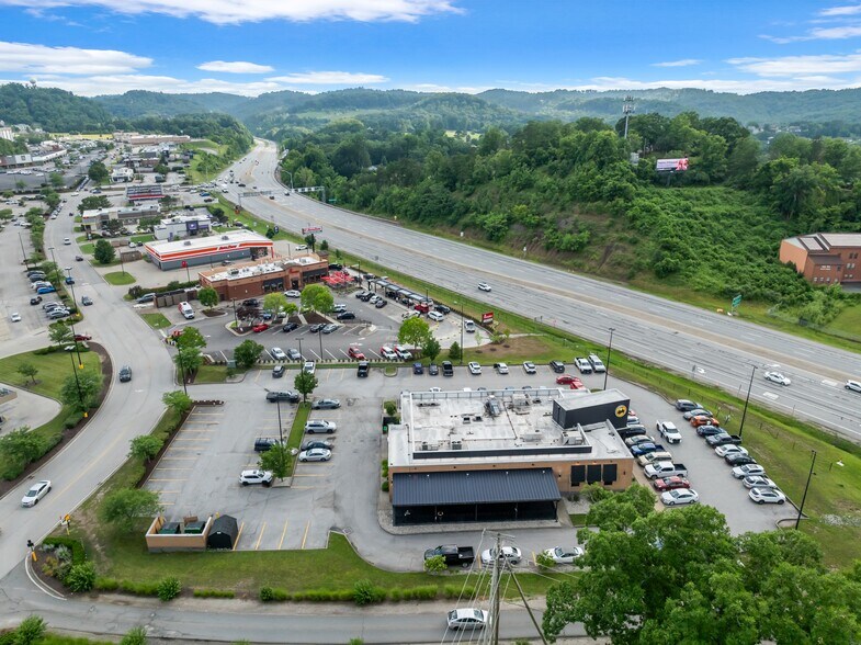 More Photos Of 2501 Mountaineer Blvd, Charleston Office For Sale