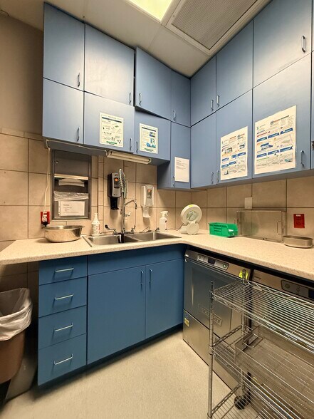 More Photos Of 604 W Warner Rd, Chandler Medical For Sale