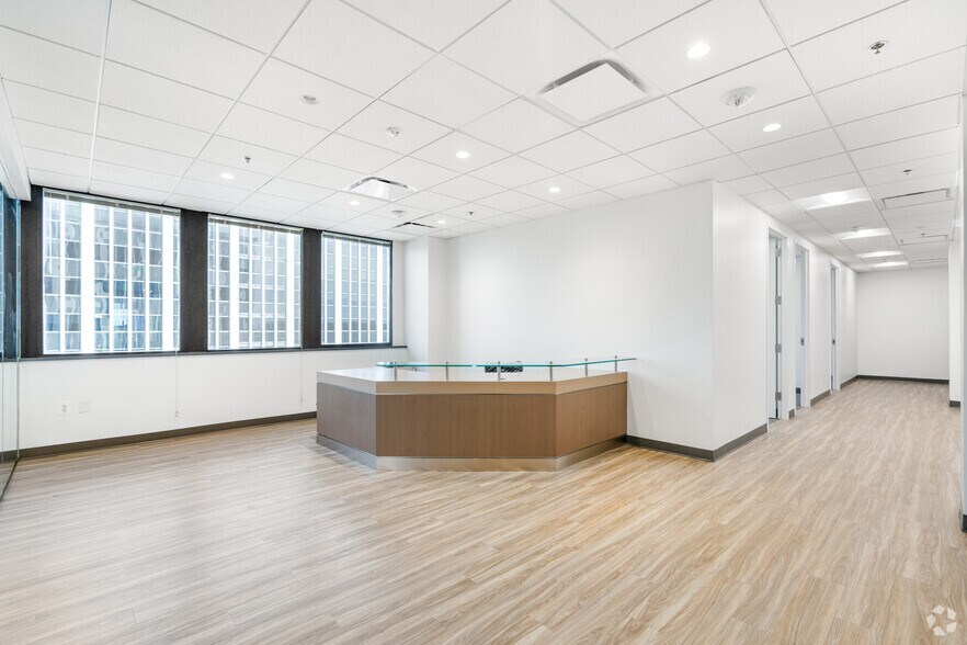 More Photos Of 6400 Arlington Blvd, Falls Church Office For Lease