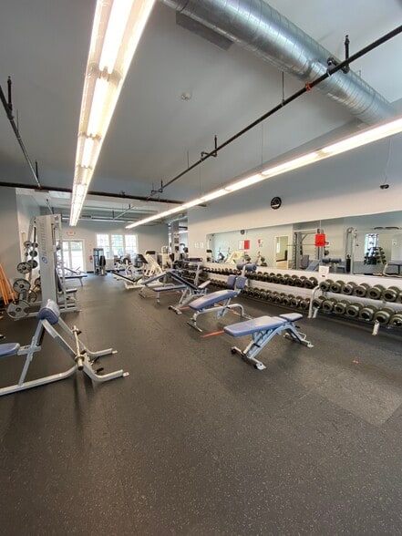 More Photos Of 79 W Main St, Northborough Freestanding For Sale