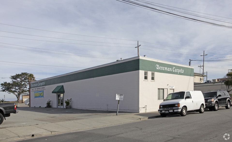More Photos Of 1070 Del Monte Blvd, Monterey Storefront For Sale