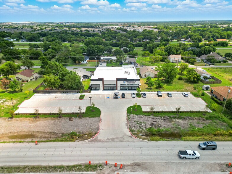 More Photos Of 3114 McKinney St, Melissa Storefront Retail Office For Lease