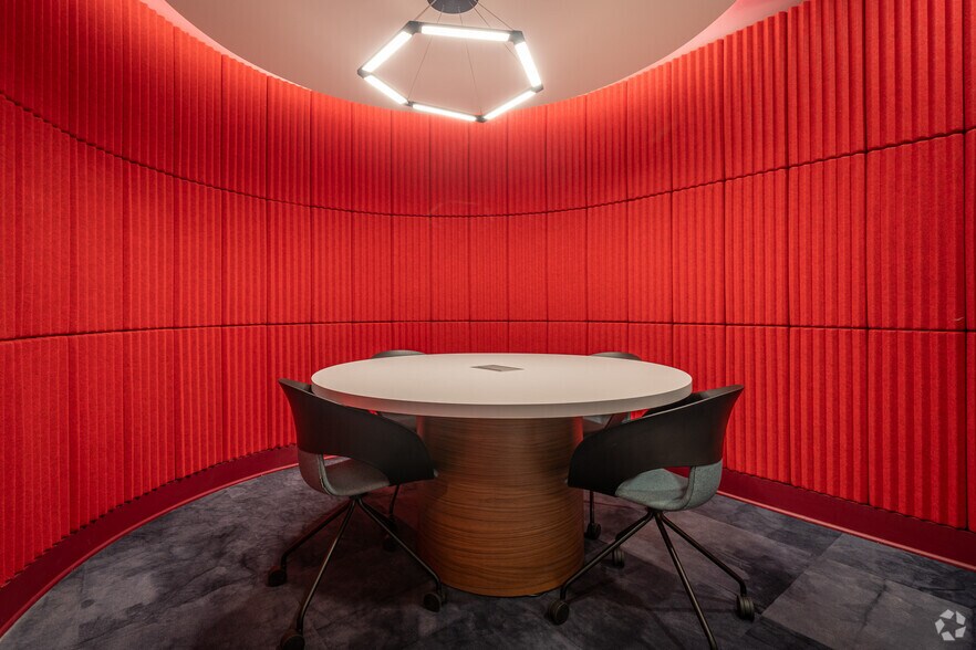 More Photos Of 701 Richmond Ave, Houston Apartments For Lease