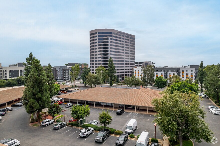 More Photos Of 1111 W Town and Country Rd, Orange Business Park For Lease