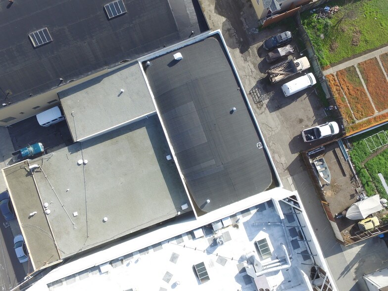 More Photos Of 936-938 S Amphlett Blvd, San Mateo Warehouse For Lease