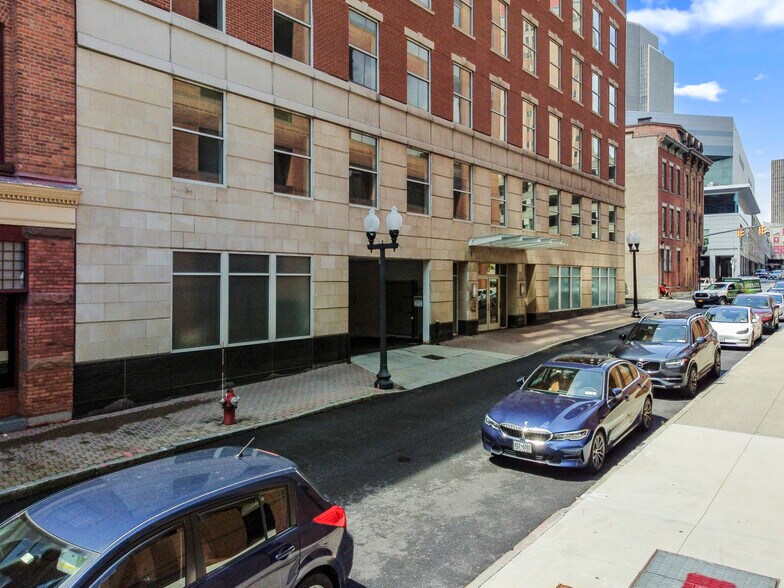 More Photos Of 50 Beaver St, Albany Office For Lease