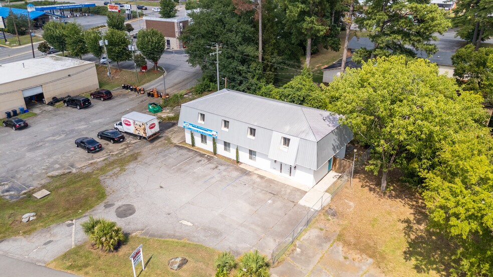 More Photos Of 123 Lawand Dr, Columbia Office Residential For Sale