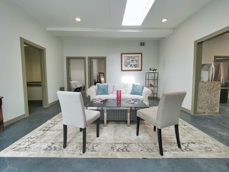 More Photos Of 9614-9616 MacArthur Blvd, Oakland Specialty For Sale