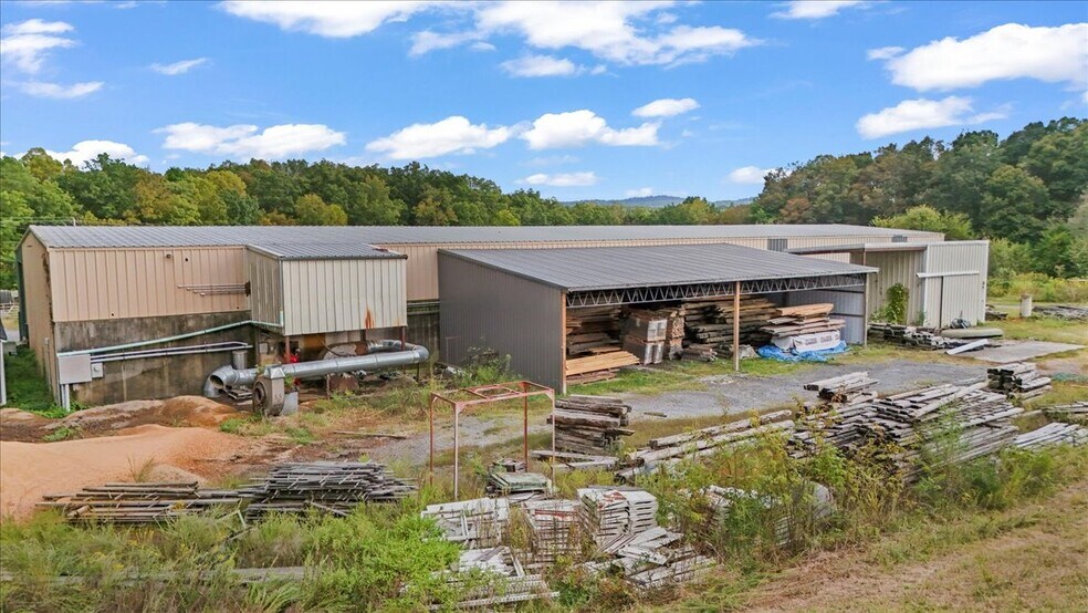 More Photos Of 11085 Baileyton Rd, Greeneville Manufacturing For Lease