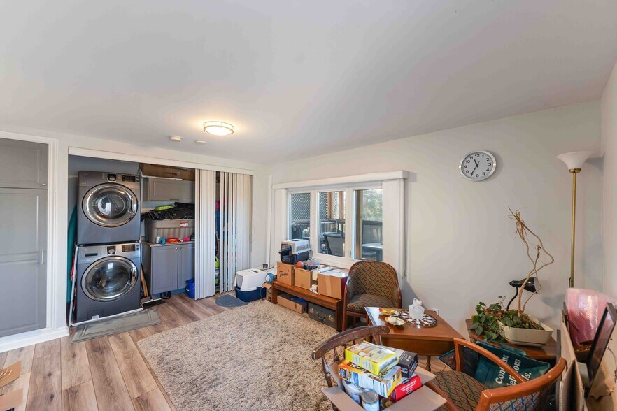 More Photos Of 732 Morin St, Ottawa Apartments For Sale