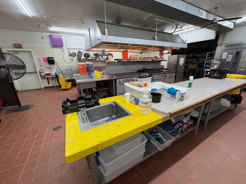More Photos Of 89 Nolan Rd, Penfield General Retail For Sale