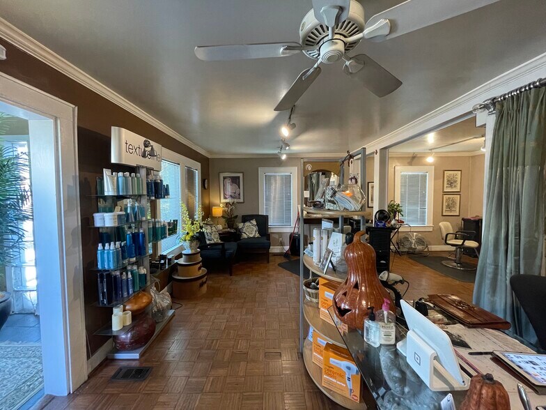 More Photos Of 4 Beck St NW, Atlanta Storefront Retail Office For Sale
