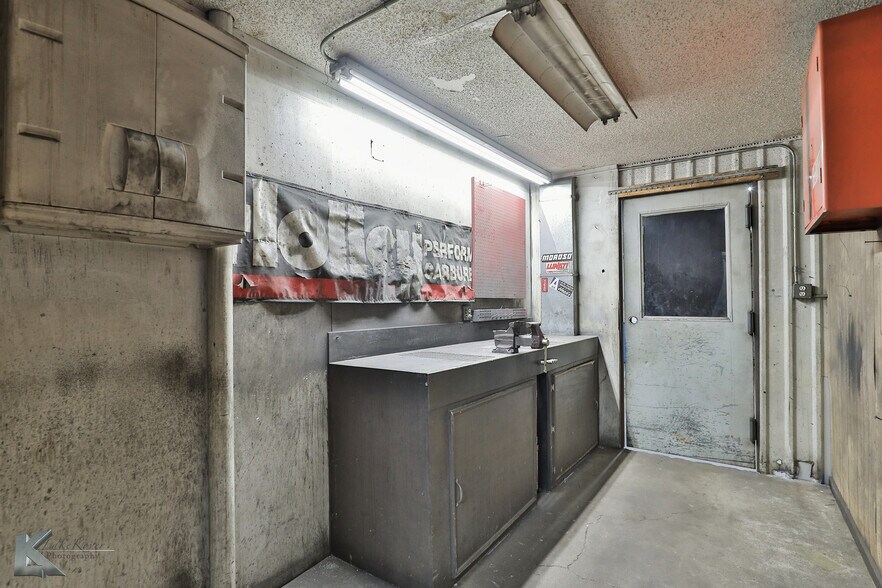 More Photos Of 5550 US-277 S., Abilene Specialty For Sale