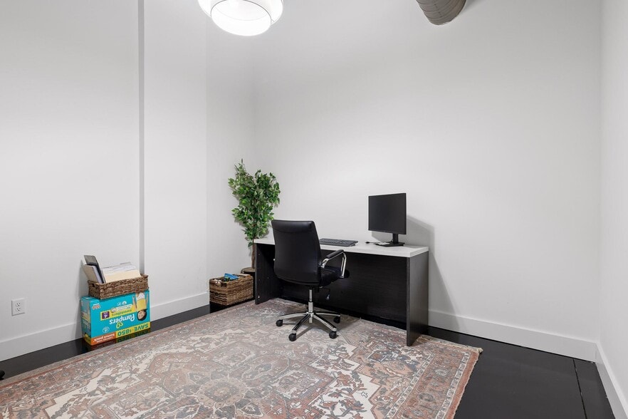 More Photos Of 1412 E Main St, Chattanooga Office For Sale