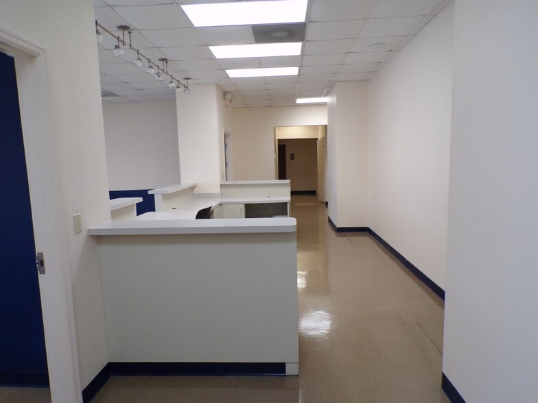 More Photos Of 1818 Harden Blvd, Lakeland Office For Lease