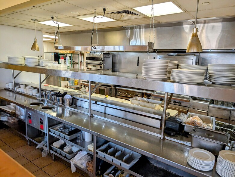 More Photos Of 5101 Center St, Williamsburg Restaurant For Sale