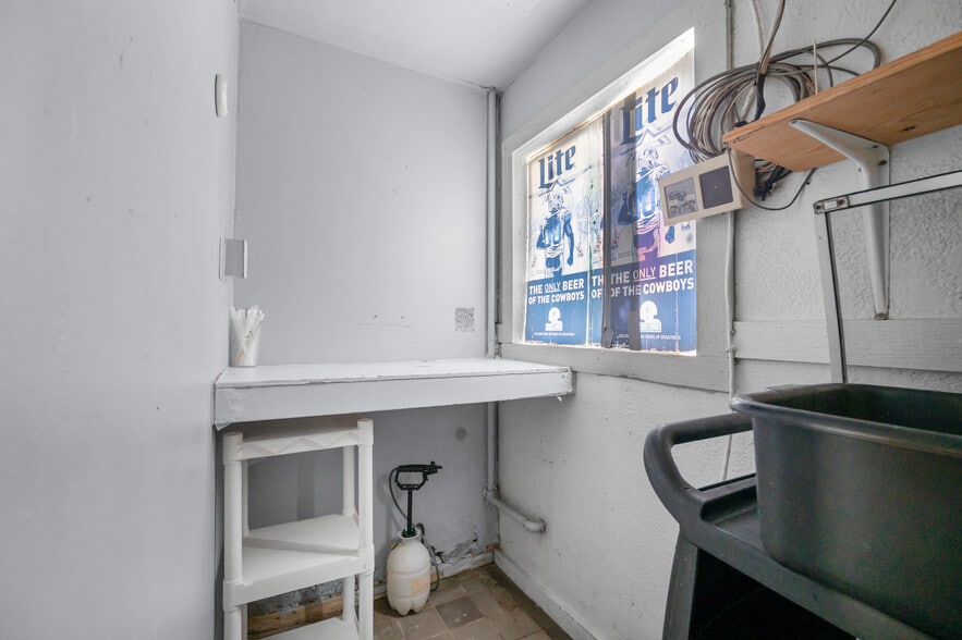 More Photos Of 1710 Second St, Pleasanton Restaurant For Sale