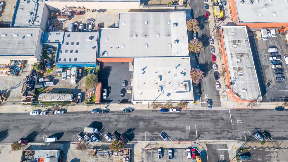 More Photos Of 1500 W 130th St, Gardena Manufacturing For Lease