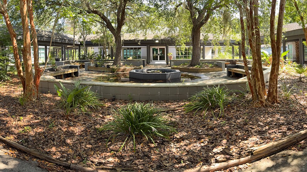 Primary Photo Of 2671 Huffman Blvd, Jacksonville Healthcare For Sale