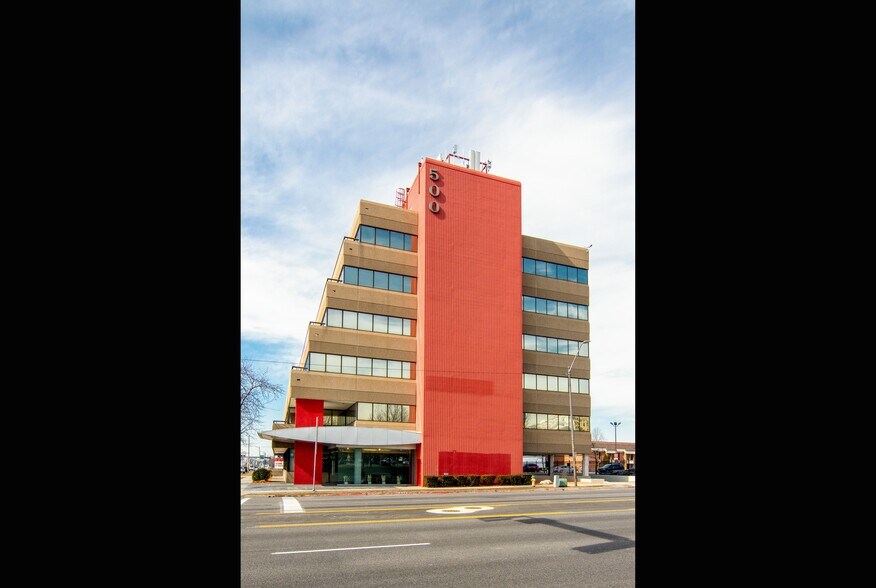More Photos Of 102 W 500 S, Salt Lake City Office For Lease