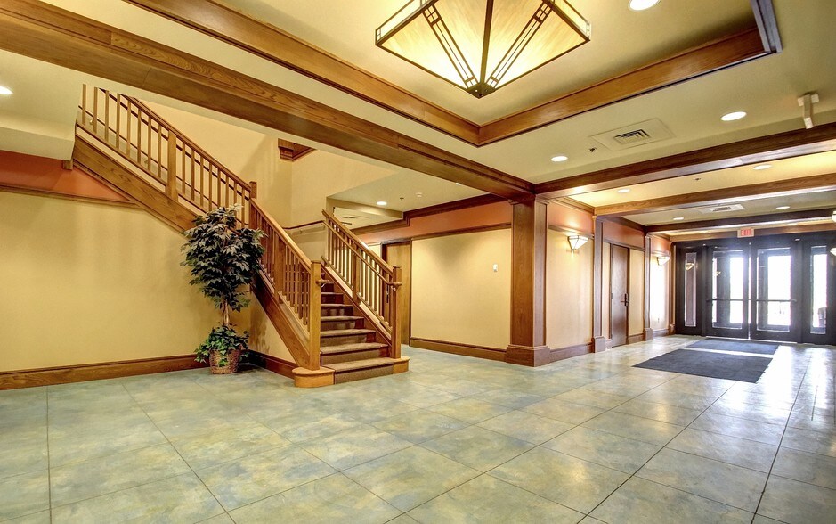 More Photos Of 166 Waterbury Rd, Prospect Medical For Lease