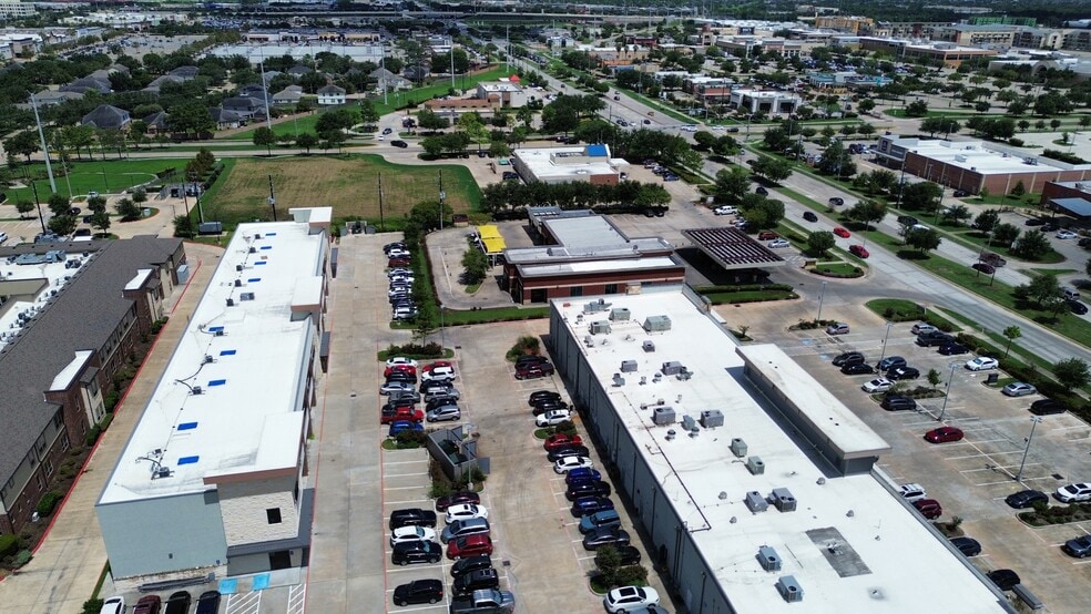 More Photos Of 2941 Broadway Bend Dr, Pearland Office For Lease