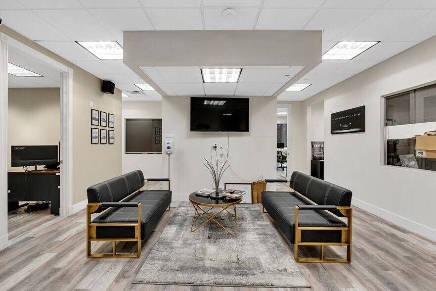 More Photos Of 3900 NW 126th Ave, Coral Springs Warehouse For Sale