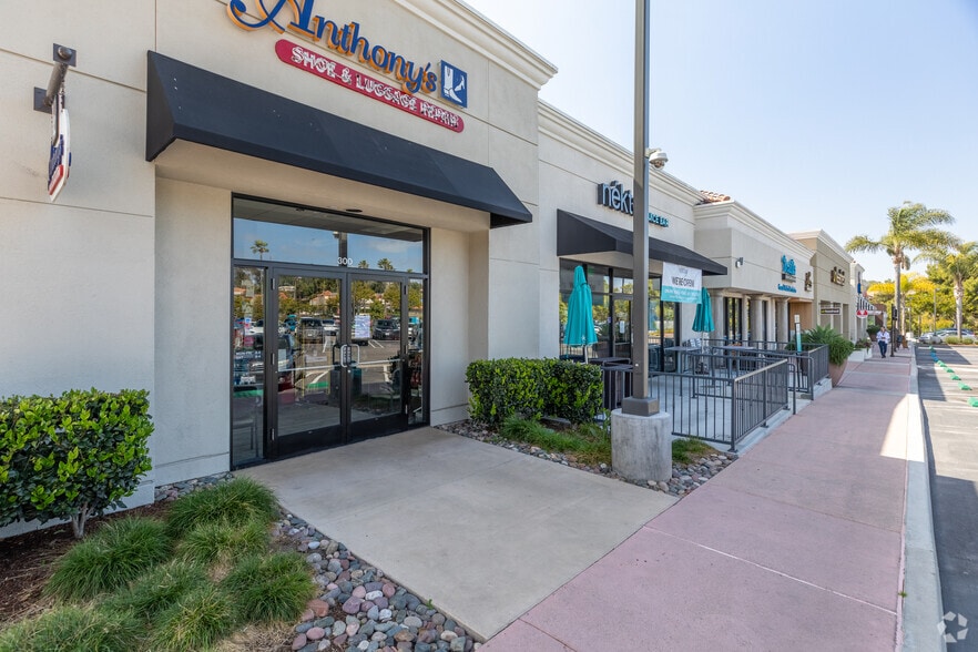 More Photos Of 3433-3545 Del Mar Heights Rd, San Diego Unknown For Lease