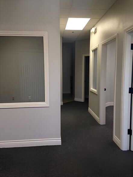 More Photos Of 6835 W Charleston Blvd, Las Vegas Medical For Lease