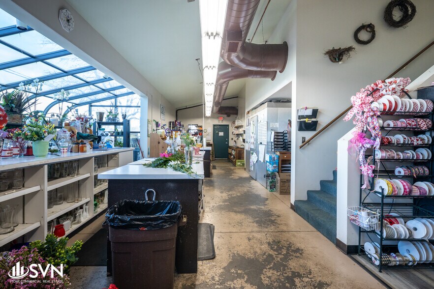 More Photos Of 141-143 Southgate Dr, Georgetown Freestanding For Lease