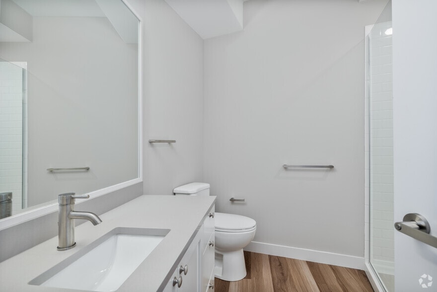 More Photos Of 2800 Franklin Blvd, Cleveland Apartments For Lease