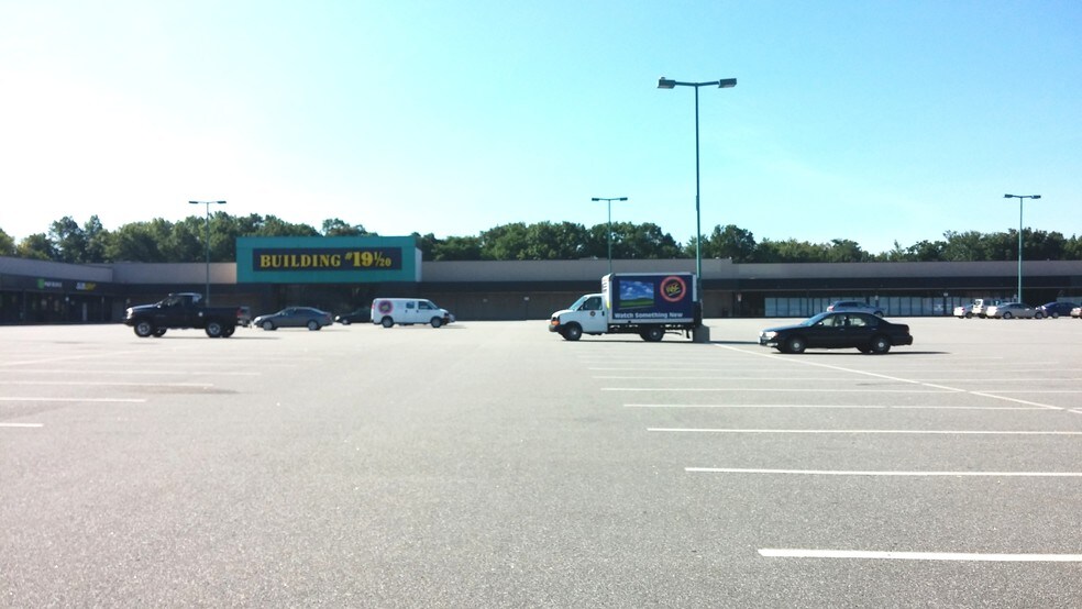 More Photos Of 855-903 Hanover St, Manchester Freestanding For Lease