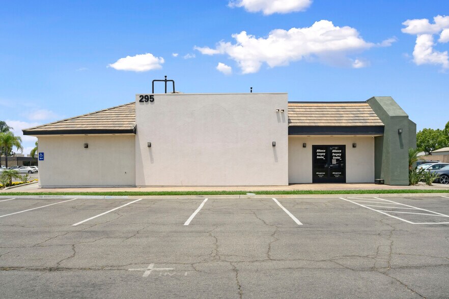 More Photos Of 295 E Imperial Hwy, Fullerton Medical For Lease