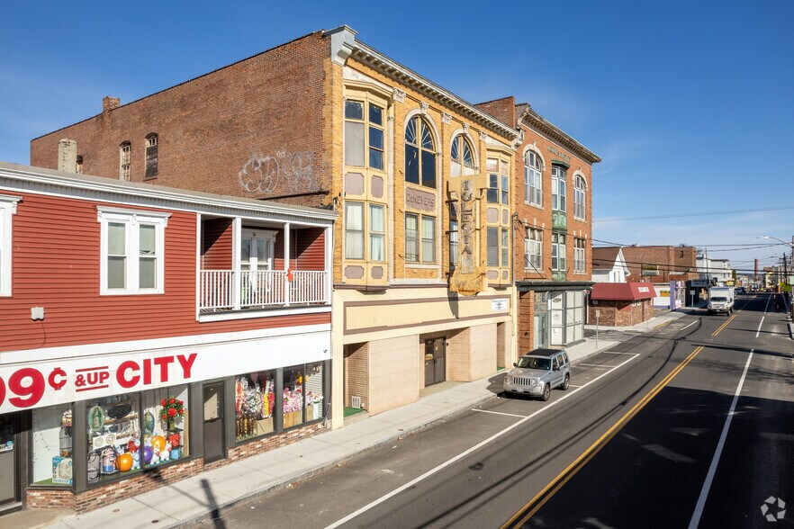 More Photos Of 702-704 Broad St, Central Falls Storefront Retail Residential For Sale