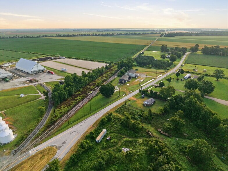 More Photos Of 4911 Terra Ceia Road, Pantego Industrial For Sale