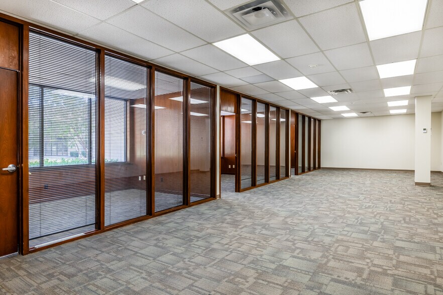 More Photos Of 9330 Amberton Pky, Dallas Office For Lease
