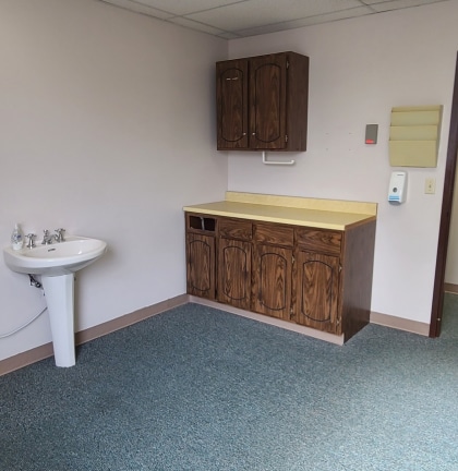 More Photos Of 57 North St, Danbury Medical For Sale