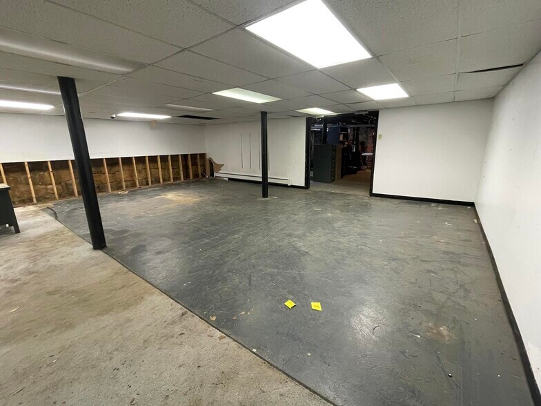 More Photos Of 99-101 Fraley st, Kane Flex For Sale