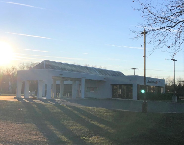 More Photos Of 3600 E Landis Ave, Vineland Bank For Lease