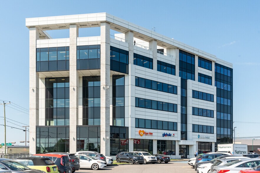 More Photos Of 1020 Rue Bouvier, Québec Coworking Space