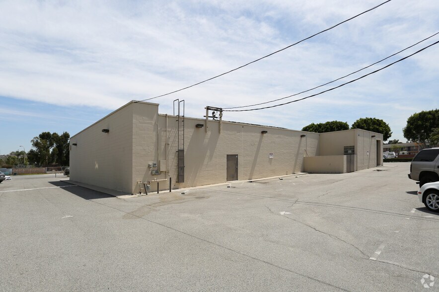 More Photos Of 5299 Sepulveda Blvd, Culver City Freestanding For Lease